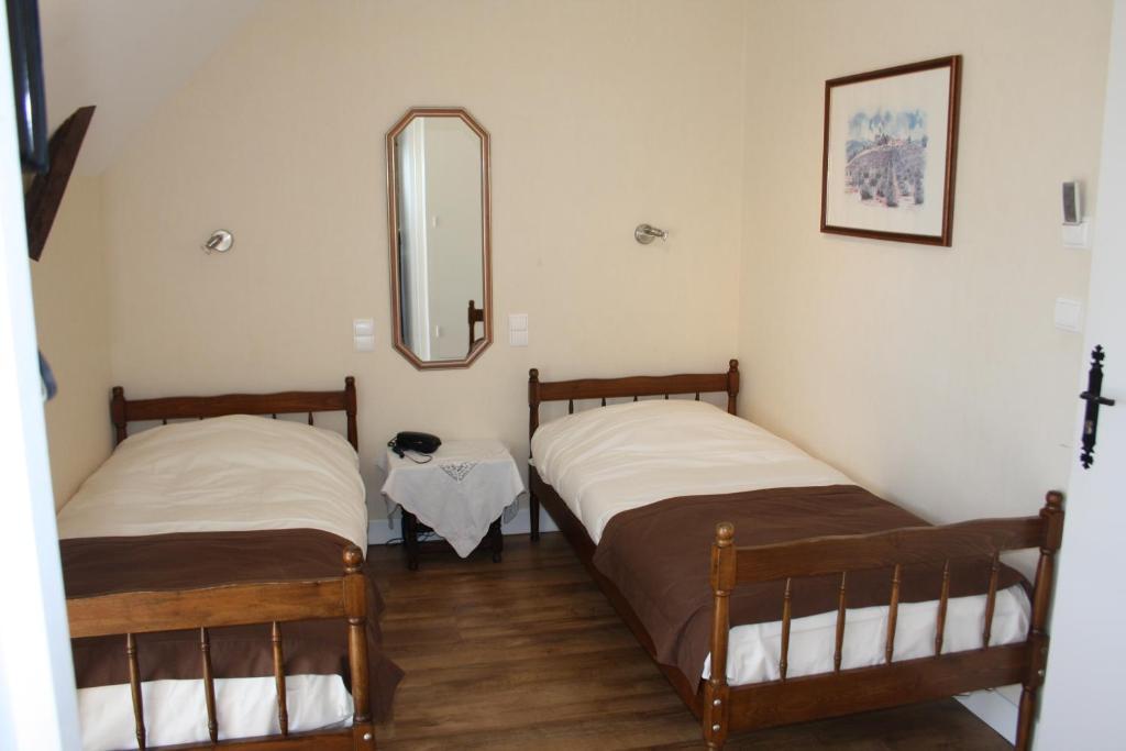 Auberge De Saint Julien Aux Bois ห้อง รูปภาพ
