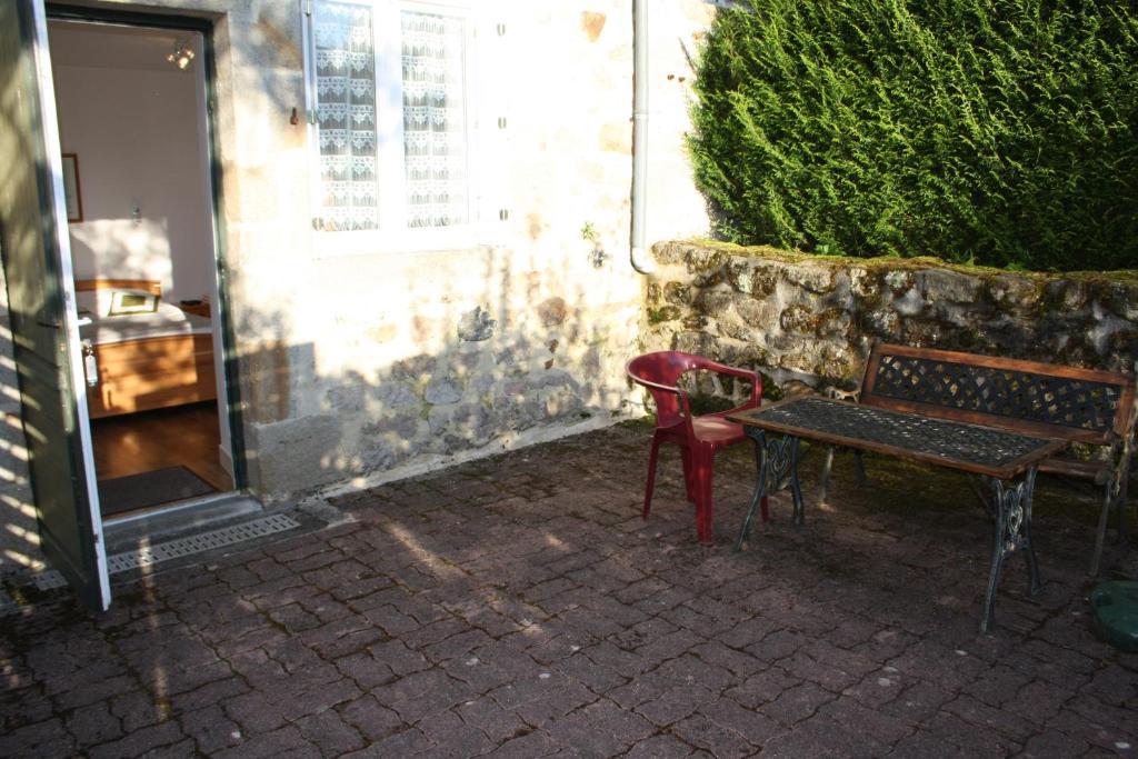 Auberge De Saint Julien Aux Bois ภายนอก รูปภาพ