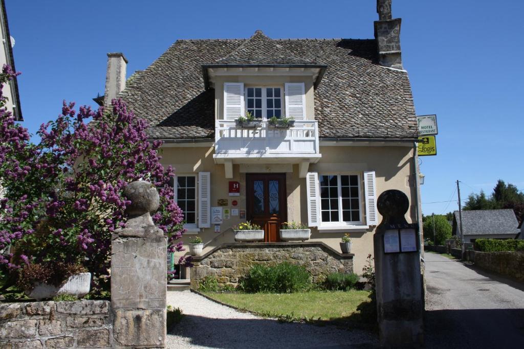 Auberge De Saint Julien Aux Bois ภายนอก รูปภาพ